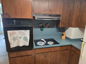 950 Donovan Dr, San Leandro CA 94577