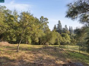 4040 Los Arabis Drive, Lafayette CA 94549