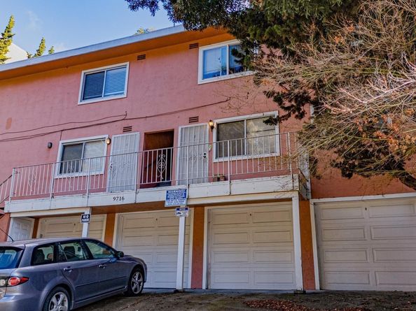 9716 Mountain BLVD, Oakland CA 94605