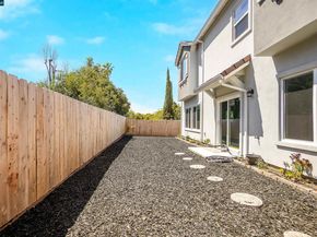 2722 Cowell Rd, Concord CA 94518