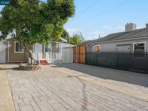 4016 Masterson St, Oakland CA 94619