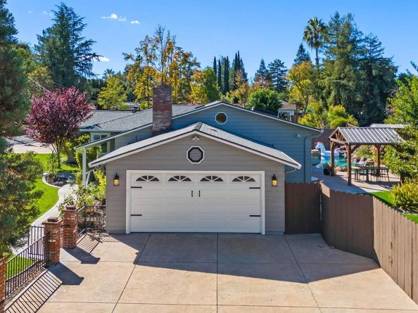 1949 Hollis Ct, Concord CA 94518