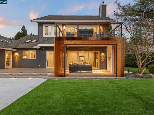 17 Canary Ct, Danville CA 94526