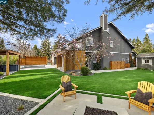 17 Canary Ct, Danville CA 94526