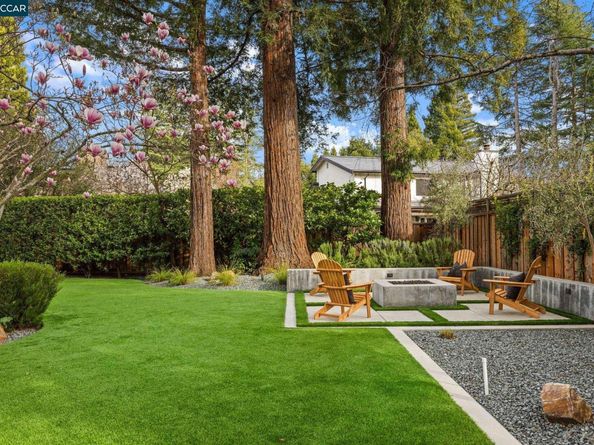 17 Canary Ct, Danville CA 94526