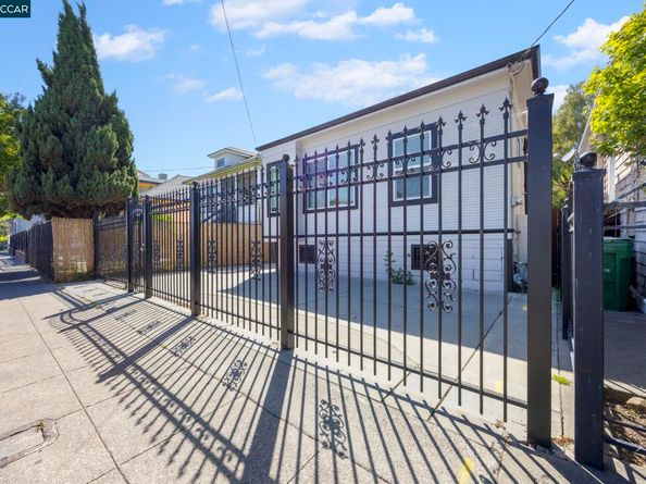 1535 38Th Ave, Oakland CA 94601