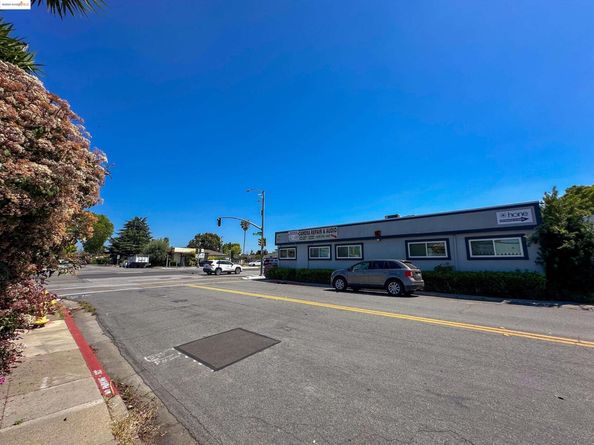 501 S Bascom Ave, San Jose CA 95128