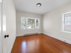 273 38th St, Oakland CA 94611