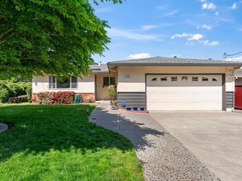 2305 Marlin Court