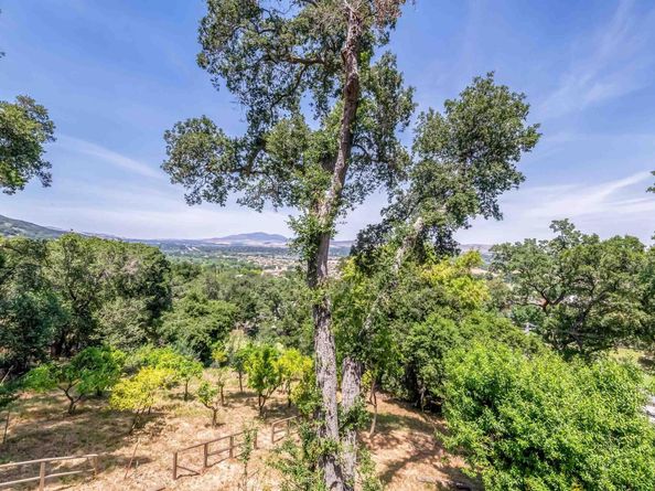 20 Fairway Lane, Pleasanton CA 94566