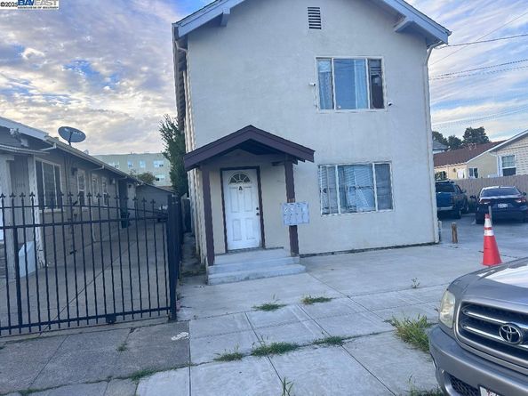 1317 Chanslor Ave, Richmond CA 94801