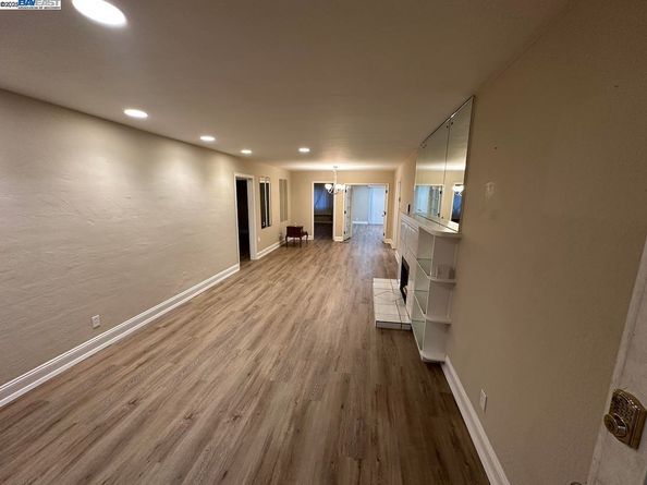 7608 Arthur St, Oakland CA 94605