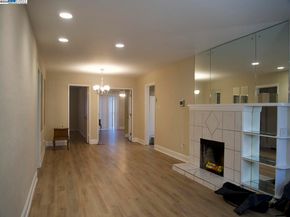 7608 Arthur St, Oakland CA 94605
