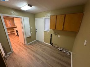 7608 Arthur St, Oakland CA 94605