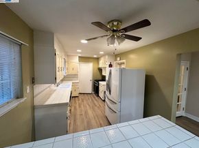 7608 Arthur St, Oakland CA 94605