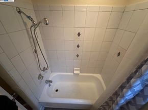 7608 Arthur St, Oakland CA 94605
