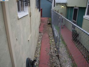 7608 Arthur St, Oakland CA 94605