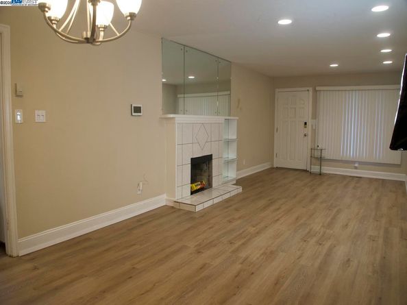 7608 Arthur St, Oakland CA 94605