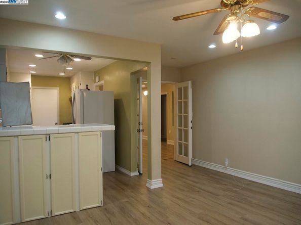 7608 Arthur St, Oakland CA 94605