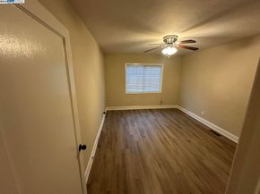 7608 Arthur St, Oakland CA 94605