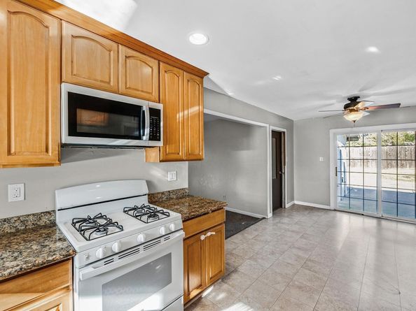 1318 Perth Ct, Concord CA 94521