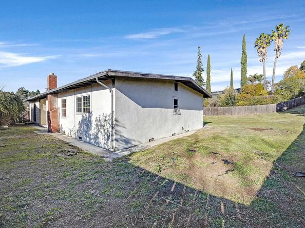 1318 Perth Ct, Concord CA 94521