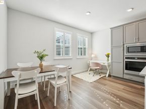 528 Martin Mariner Ave, Alameda CA 94501