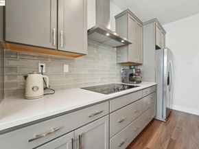 528 Martin Mariner Ave, Alameda CA 94501