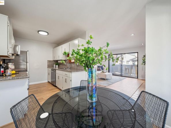 92 Schooner Ct, Richmond CA 94804