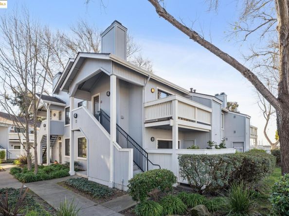 92 Schooner Ct, Richmond CA 94804