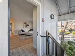 92 Schooner Ct, Richmond CA 94804