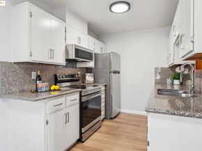 92 Schooner Ct, Richmond CA 94804