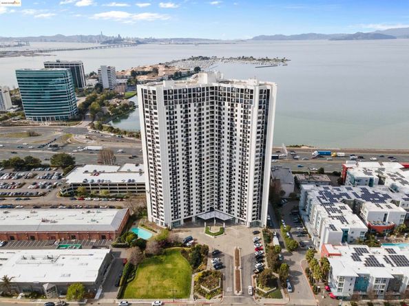 6363 Christie Ave. 2327, Emeryville CA 94608