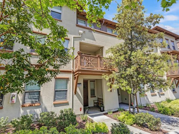 2683 5th St, Alameda CA 94501