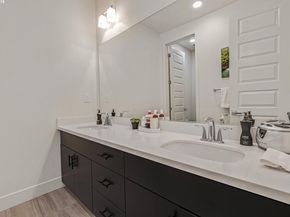 2683 5th St, Alameda CA 94501