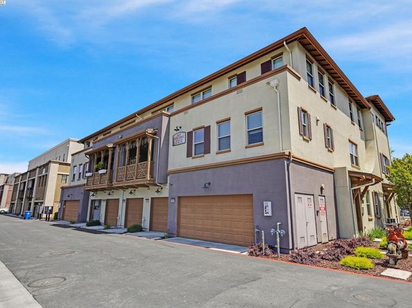 2683 5th St, Alameda CA 94501