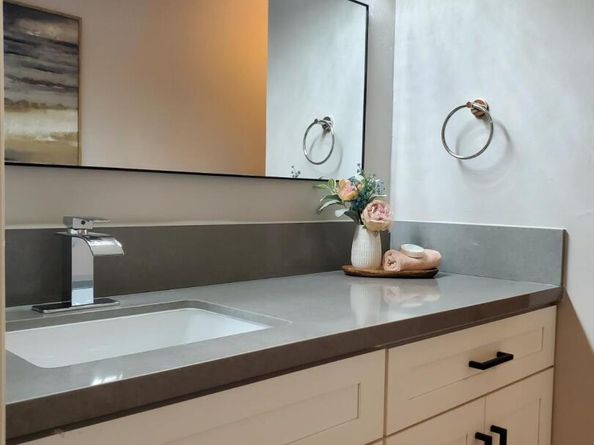 2 Admiral Dr 280, Emeryville CA 94608