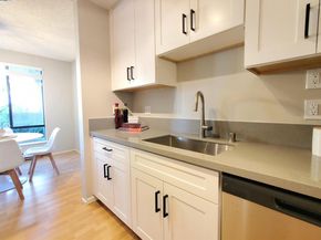 2 Admiral Dr 280, Emeryville CA 94608