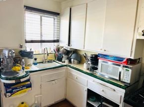 10926 Bancroft Ave, Oakland CA 94603