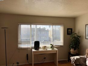 10926 Bancroft Ave, Oakland CA 94603