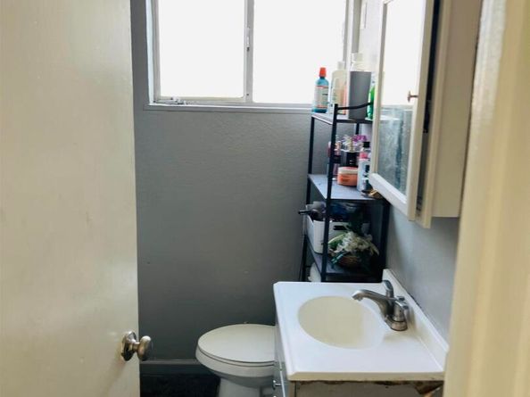 10926 Bancroft Ave, Oakland CA 94603