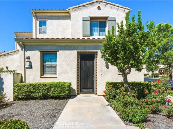 11521 Cararra Lane, Northridge (los Angeles) CA 91326