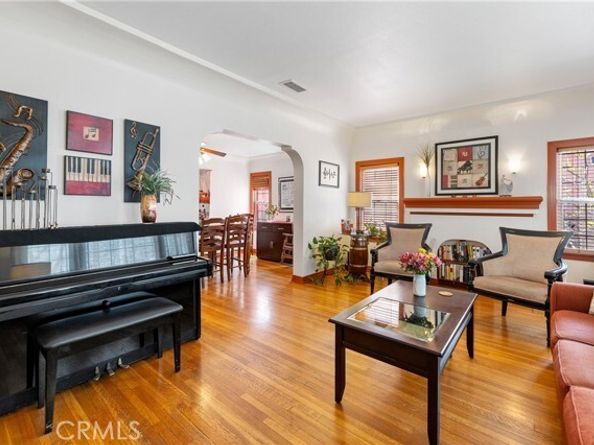8446 California Avenue, South Gate CA 90280