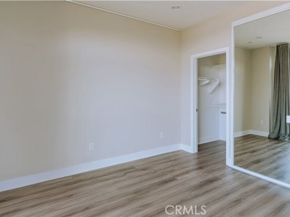 2753 Waverly Drive 1103, Los Angeles CA 90039