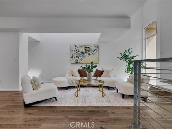 6919 Knowlton Place, Los Angeles CA 90045