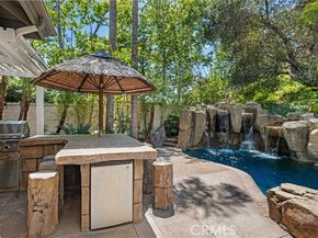7 Skylark, Laguna Hills CA 92679