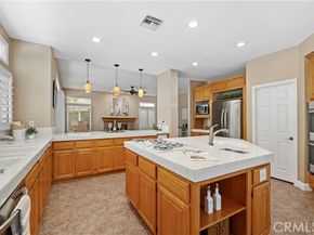 7 Skylark, Laguna Hills CA 92679