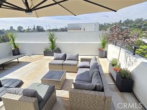 712 N Chestnut Ave, Los Angeles CA 90042