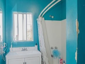 5618 Venice Boulevard, Los Angeles CA 90019