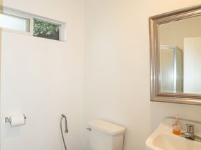 5618 Venice Boulevard, Los Angeles CA 90019